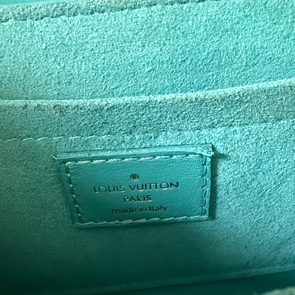 Louis Vuitton Turquoise Quilted Shoulder Bag with Gold Accents - Picture 5 of 5